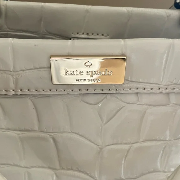 Kate Spade Ivory Croc-Embossed Women's Bag 💯 Leather. - Picture 2 of 10